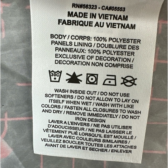 Nike Sportswear Windrunner Jacket Glow In Dark Logo Size Youth XL - Picture 6 of 6